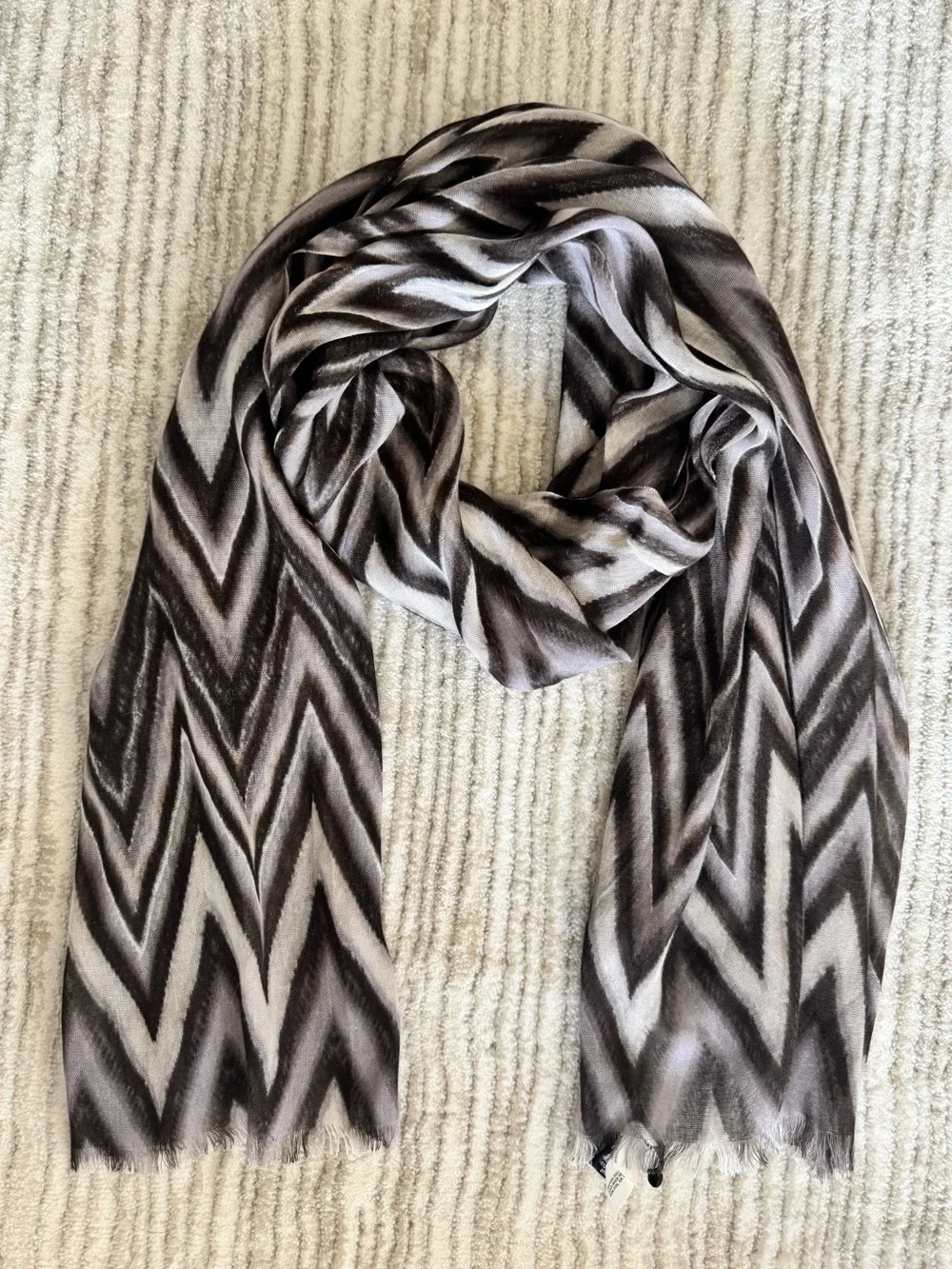 Banana Republic Chevron Scarf Brown Taupe 100% Viscose